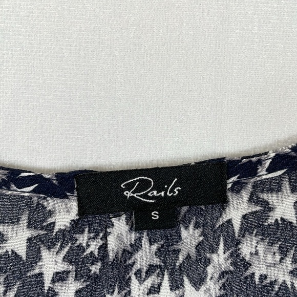 Rails Black and White Star Print Long Sleeve Dress - Picture 3 of 13